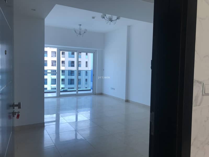 Spacious 1 Bedroom + Balcony + Laundry Area + Kitchen appliances(Dish washer)| Prime Location | Best Priced !!!