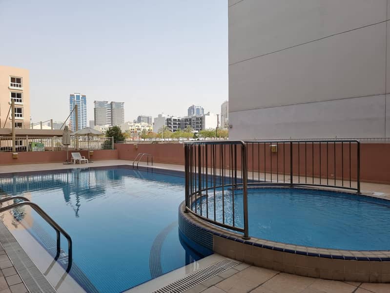 16 DAMAC GARDENIA 1 SPACIOUS ONE BED ROOM APARTMENT!!