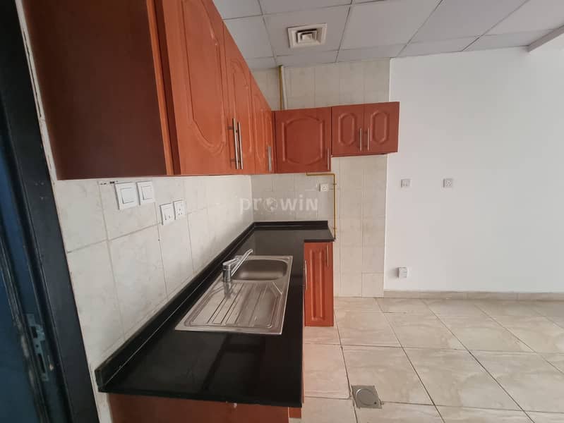 10 SPACIOUS 1 BEDROOM APARTMENT WITH A BIG TERRACE|OPEN KITCHEN|FLEXIBLE PRICE!!!