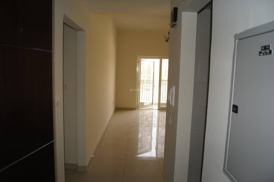 9 Two Bedrooms  Apt | Spacioius & Beautiful | Prime Location |  Call Now  !!!