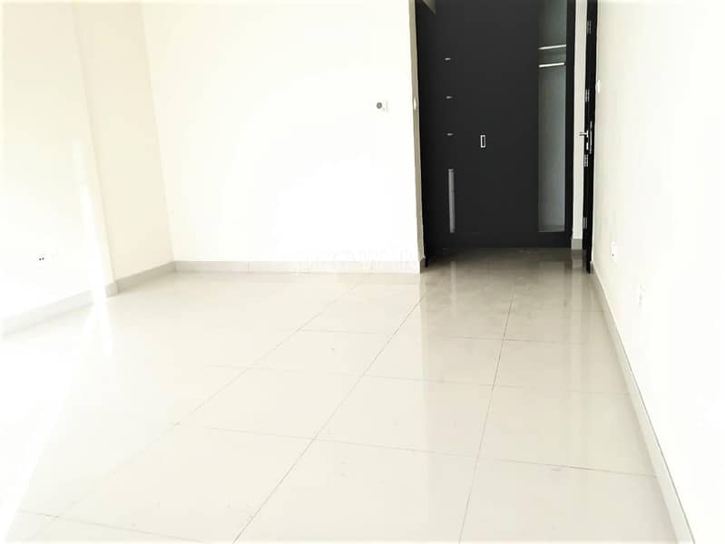 5 One Bedroom with Open Kitchen | Huge Balcony | Most Affordable In this Location !!!