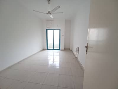1 Bedroom Flat for Rent in Al Qasimia, Sharjah - BIG OFFER // NICE 1 BEDROOM HALL WITH BALCONY + CLOSE HALL ONLY 20K IN 6 CHQS