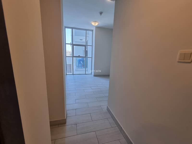 6 POOL VIEW|GREAT 1 BEDROOM  WITH A BALCONY|CLOSE TO EXIT!!!
