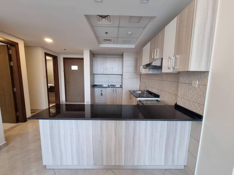 14 POOL VIEW|GREAT 1 BEDROOM  WITH A BALCONY|CLOSE TO EXIT!!!