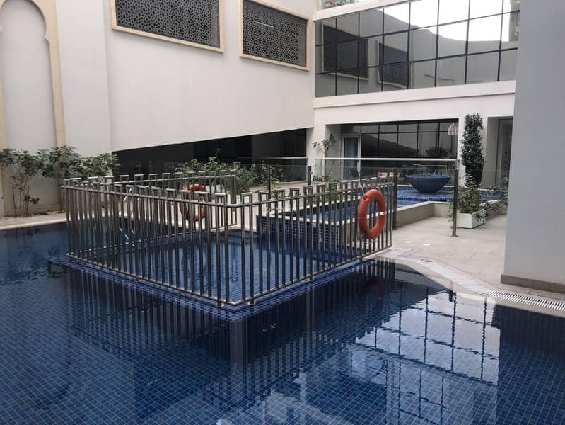 25 POOL VIEW|GREAT 1 BEDROOM  WITH A BALCONY|CLOSE TO EXIT!!!