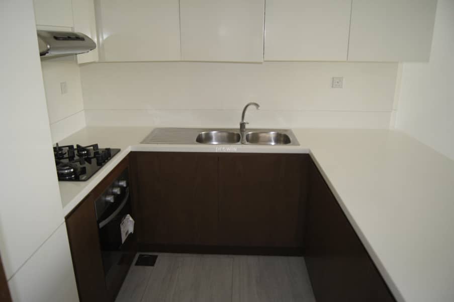 2 WELL MAINTAINED & CLEAN APARTMENT!!