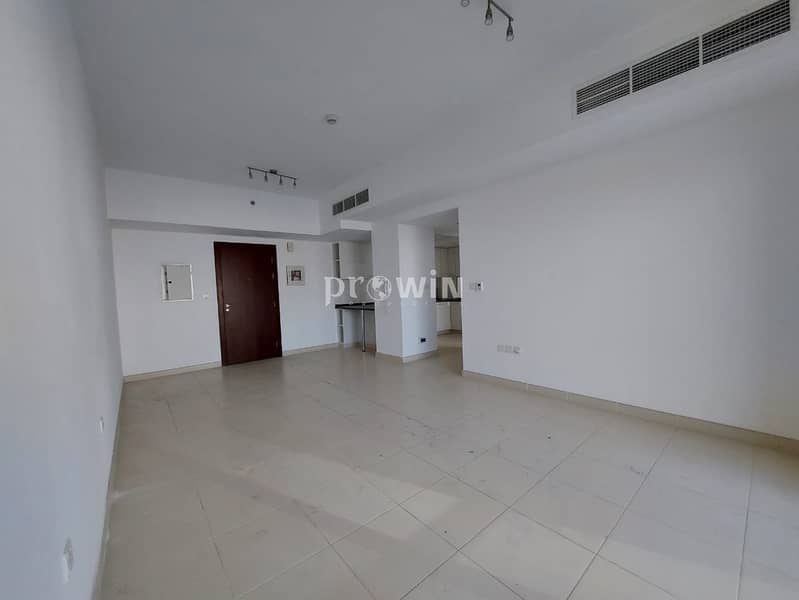 Luxurious Two Bed Apt with built-in kitchen appliances  | Jvc !!!