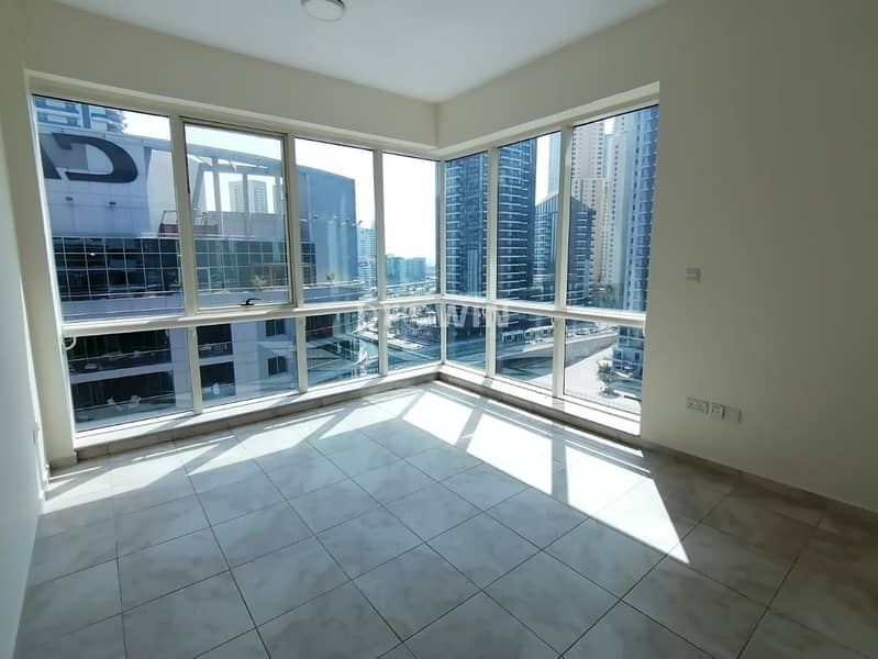 16 Huge Close Kitchen | Spacious Three Bed Apt | Two Balconies | Great Amenities !!!
