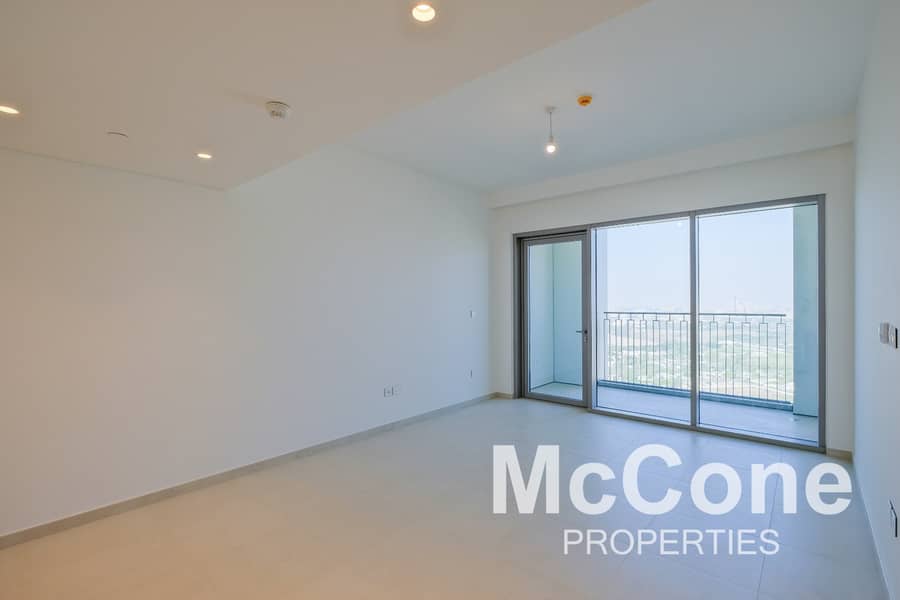 High Floor | Green Park Open View | Chiller Free High Floor | Green Park Open View | Chiller Free