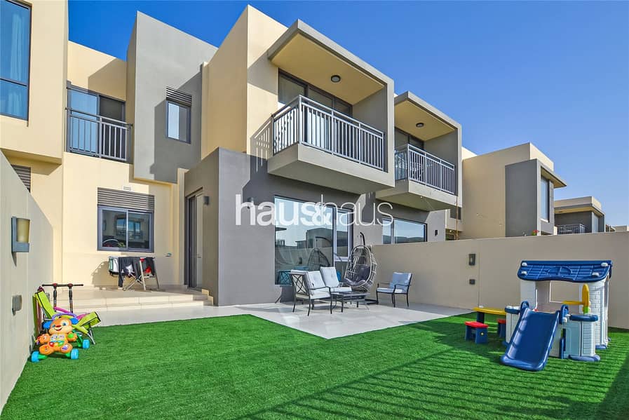3 Bed plus Maids | Mid unit | Landscaped 3 Bed plus Maids | Mid unit | Landscaped
