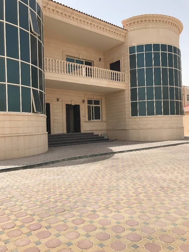 SPACIOUS APARTMENT FOR RENT :   1 BEDROOM   HALL  IS JUST 35000 AED