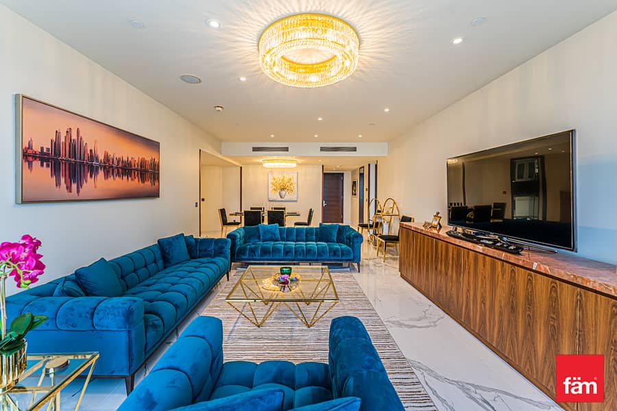 Ultra LUX I Marble Finishing I Vacant | Best Views Ultra LUX I Marble Finishing I Vacant | Best Views
