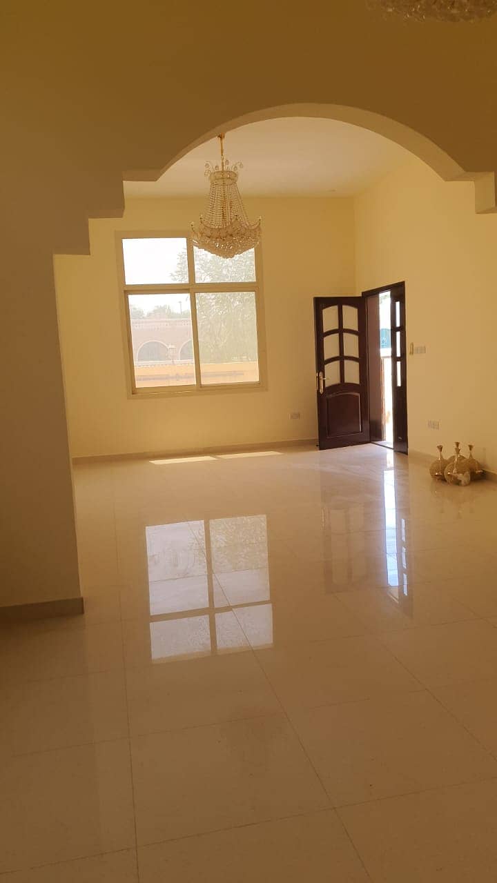 AL SHAHAMA 6 BED VILLA WITH YARD AED150K!!