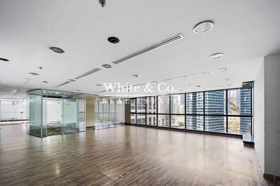 Fitted | High Spec | Mid-Floor | Grade-A Fitted | High Spec | Mid-Floor | Grade-A