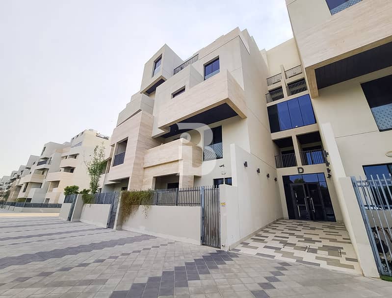 4 BEDROOM | BEAUTIFUL DUPLEX | SPACIOUS LAYOUT 4 BEDROOM | BEAUTIFUL DUPLEX | SPACIOUS LAYOUT