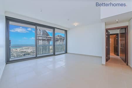 2 Bedroom Flat for Sale in Downtown Dubai, Dubai - High Floor | Sea Facing  | Vacant On Transfer
