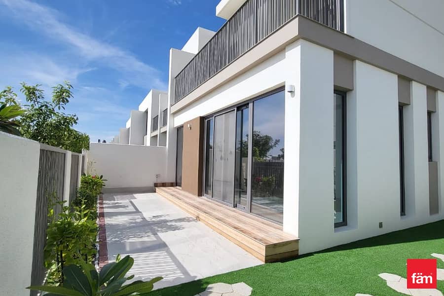 位于蒂拉尔阿尔加夫综合社区,伊兰住宅区 4 卧室的别墅 240000 AED - 8199079 位于蒂拉尔阿尔加夫综合社区,伊兰住宅区 4 卧室的别墅 240000 AED - 8199079