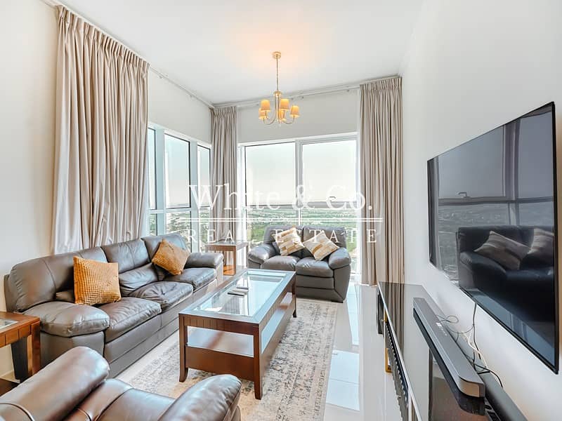 Vacant | Fully Furnished | Golf Views Vacant | Fully Furnished | Golf Views