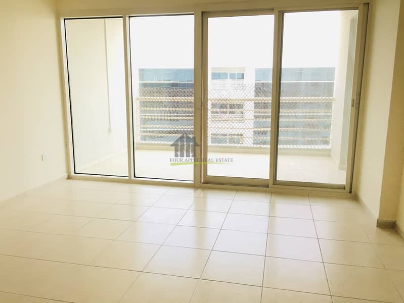 5 Spacious 1 Bedroom|Balcony|Parking|Chiller Free