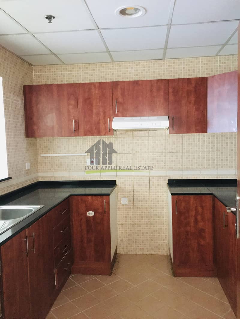 8 Spacious 1 Bedroom|Balcony|Parking|Chiller Free