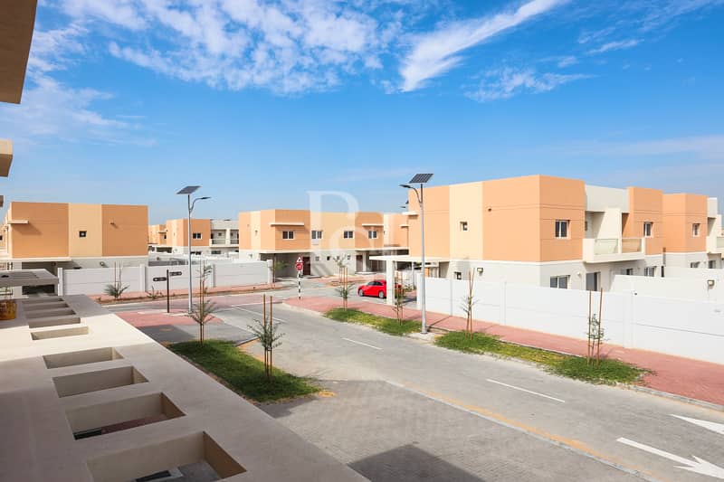 11 al-reef-abu-dhabi-property-images (1). JPG