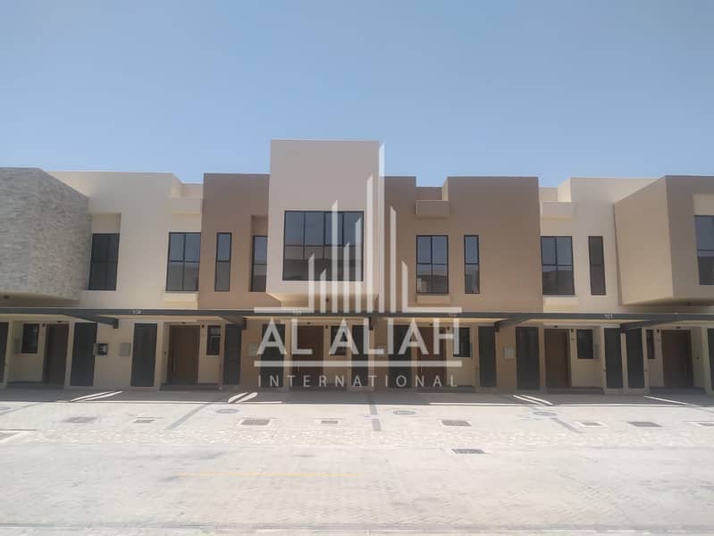 تاون هاوس في منتزه خليفة،الطريق الشرقي 2 غرف 160000 درهم - 7641593 تاون هاوس في منتزه خليفة،الطريق الشرقي 2 غرف 160000 درهم - 7641593