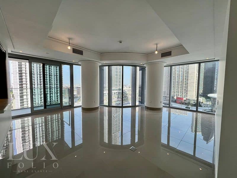 Spacious 2 bed | Bright | Walk in closet Spacious 2 bed | Bright | Walk in closet