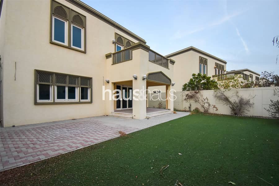 Large 3 Bedroom | Priced to Sell | VOT | Vastu Large 3 Bedroom | Priced to Sell | VOT | Vastu