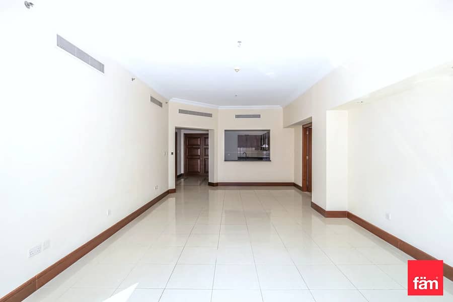 Vacant | Rare 2BR+M | 2,393 SqFt | Next to Mall Vacant | Rare 2BR+M | 2,393 SqFt | Next to Mall