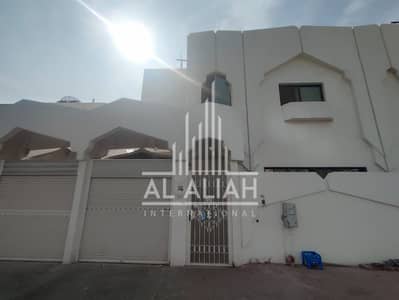 5 Bedroom Villa for Rent in Madinat Zayed, Abu Dhabi - fb89ca41-89be-4b01-9468-7bbf7434af42. jpeg