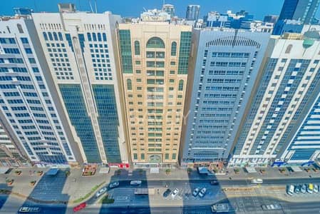 2 Cпальни Апартамент в аренду в Хамдан Стрит, Абу-Даби - Квартира в Хамдан Стрит，Лива Сентр，Лива Центр Тауэр 1, 2 cпальни, 72000 AED - 8013612