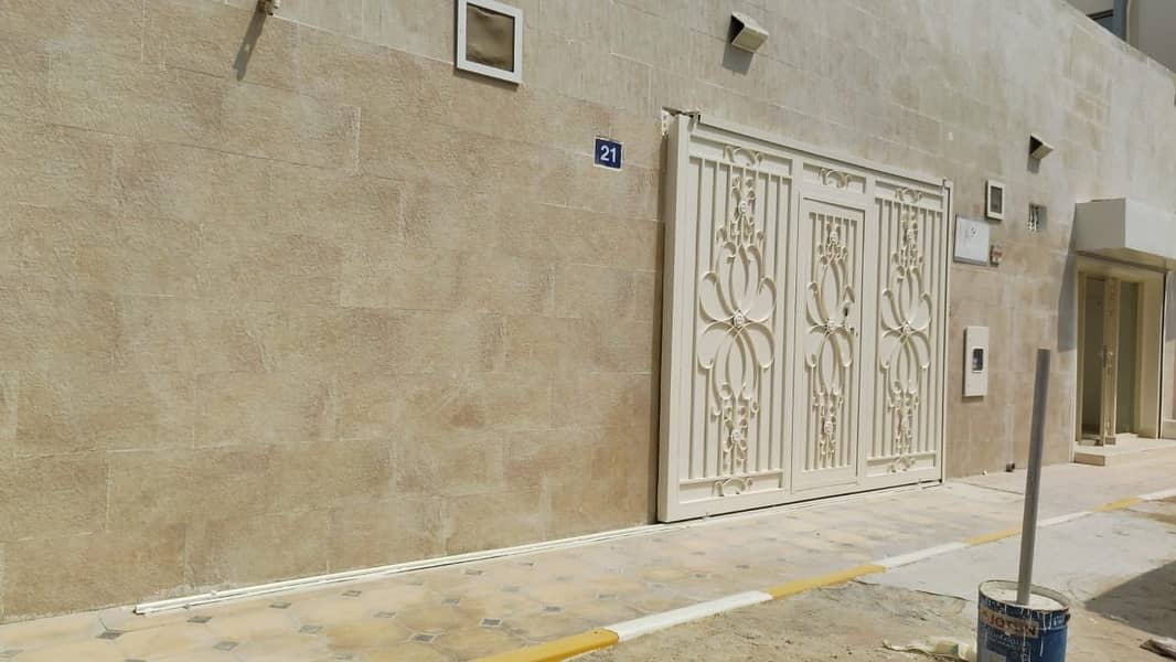 2 غرفة نوم + 2 حمام 1 مطبخ على السطح في عجمان 2 غرفة نوم + 2 حمام 1 مطبخ على السطح في عجمان
