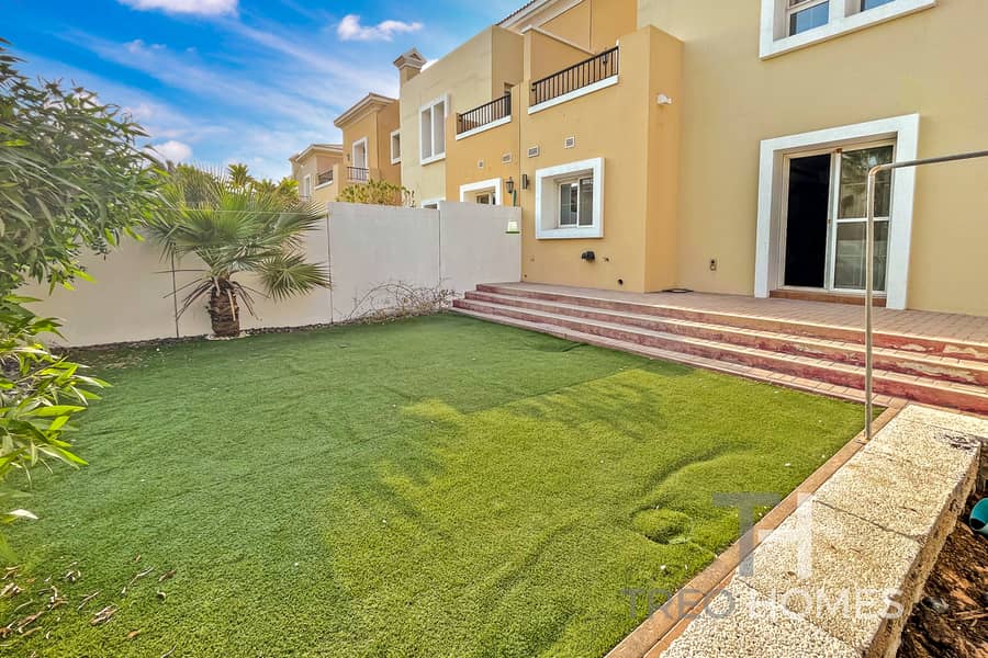 Upgraded | Opposite Pool & Park | Vacant Upgraded | Opposite Pool & Park | Vacant