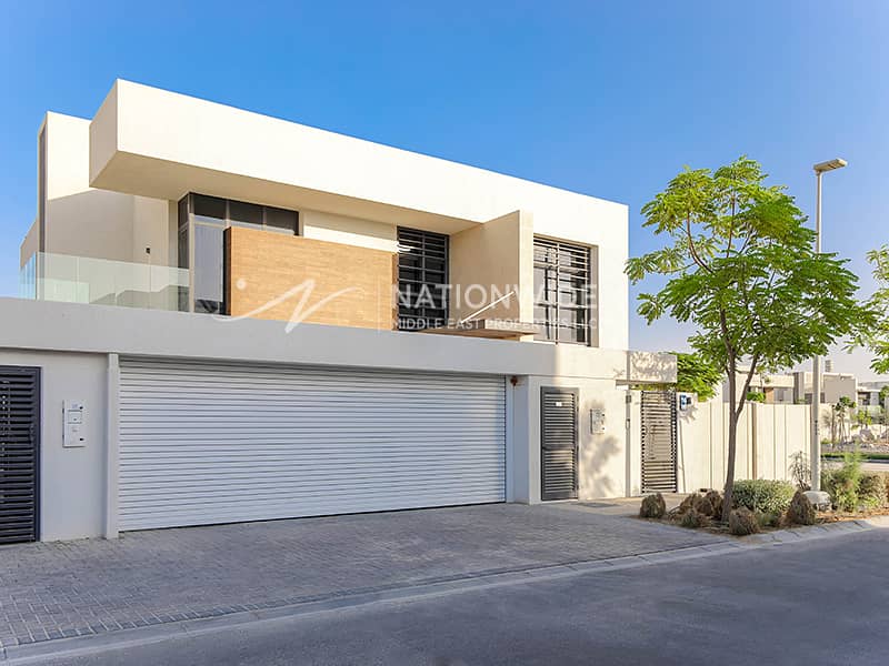 Single Row |Sea & Garden View| Perfect Lifestyle Single Row |Sea & Garden View| Perfect Lifestyle