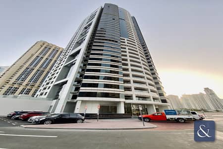 شقة 4 غرف نوم للايجار في أبراج بحيرات الجميرا، دبي - شقة في الوليد بارادايس،مجمع R،أبراج بحيرات الجميرا 4 غرف 220000 درهم - 8204880