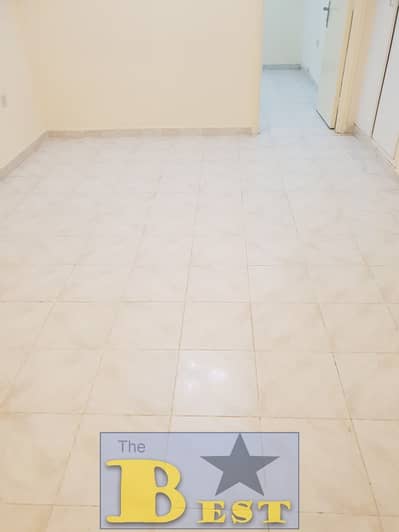 1 Bedroom Flat for Rent in Hamdan Street, Abu Dhabi - 1 BEDROOM APARTMENT CENTRAL AC / ON  HAMDAN STREET FOR RENT 38000/=0/=