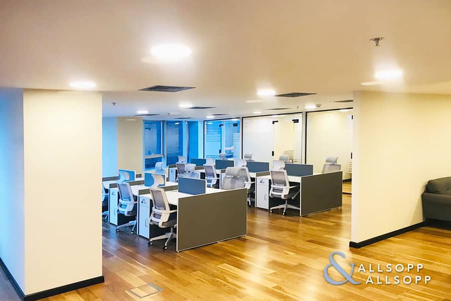 VACANT | SPACIOUS OFFICE | FULLY FURNISHED