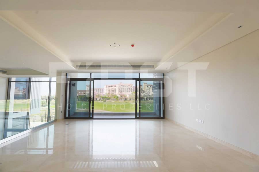 8 Internal Photo of 5 Bedroom Villa in Jawaher Saadiyat Saadiyat Island Abu Dhabi UAE (3). jpg