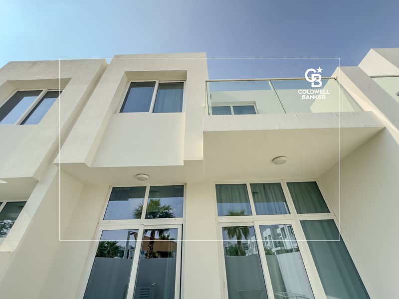 位于达马克山庄2号(达马克阿克雅),埃文西亚住宅区 4 卧室的联排别墅 1500000 AED - 8076808 位于达马克山庄2号(达马克阿克雅),埃文西亚住宅区 4 卧室的联排别墅 1500000 AED - 8076808