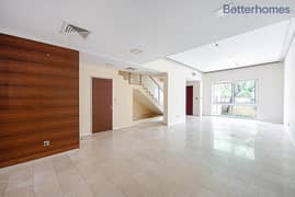 High Finishing | Vacant | Upgraded to 5beds