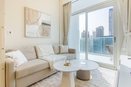 1 Bedroom Apartment for Rent in Business Bay, Dubai - Sofa bed