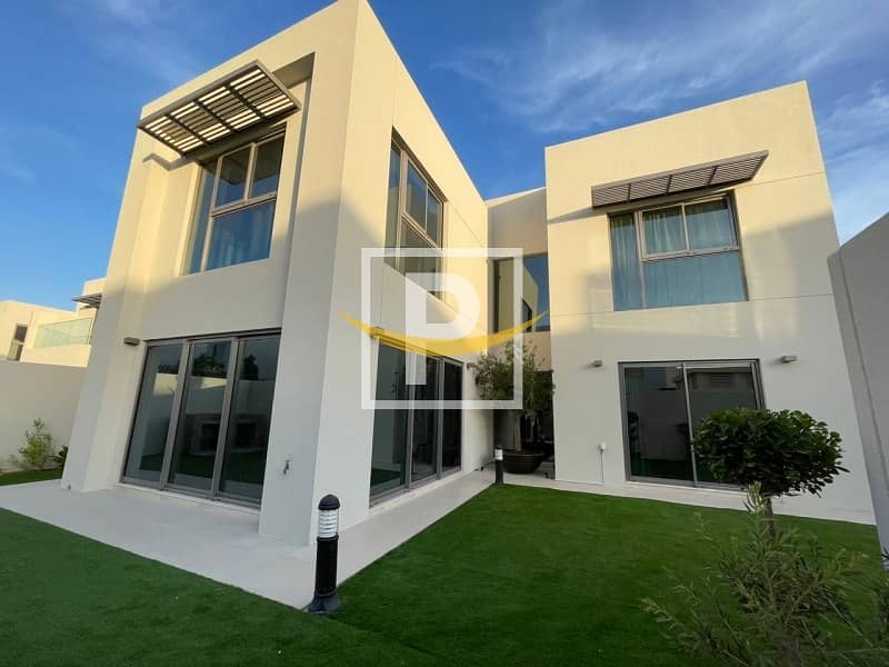 فیلا في الزاهية،مويلح 5 غرف 5775000 درهم - 8195250 فیلا في الزاهية،مويلح 5 غرف 5775000 درهم - 8195250