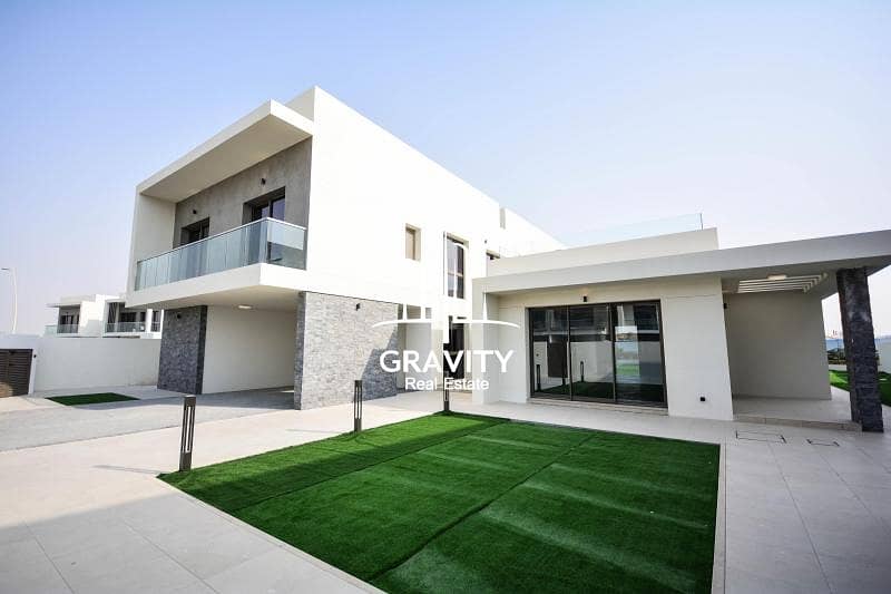 Live your Dream House | World Class 5BR Villa