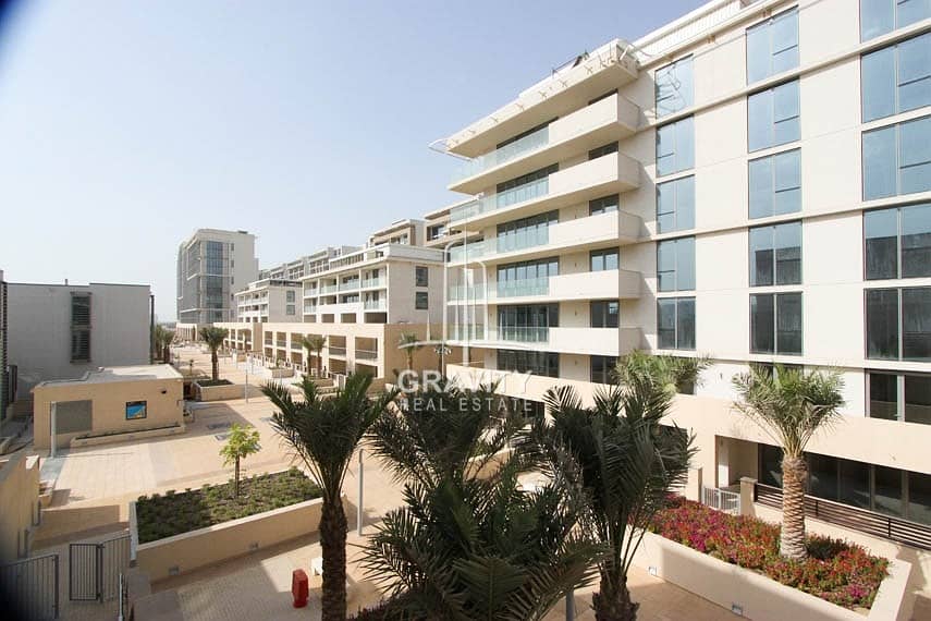Excellent 3BR Apartment in Al Zeina w/ amazing view