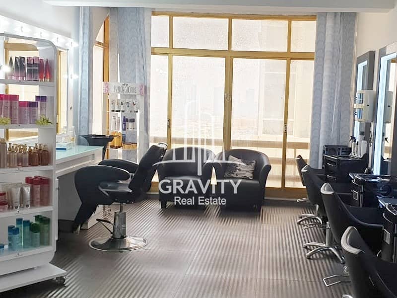 2 Cozy and Spacious Salon for rent with corniche view near WTC Mall
