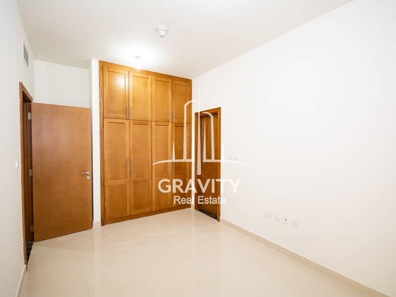 4 Brand new 2BR Apartment in KCA W/ 3Chqs