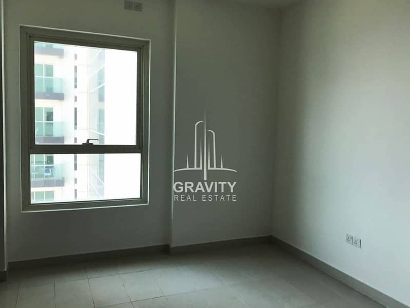 6 Vibrant 2BR w/ panoramic view Al Maha Tower