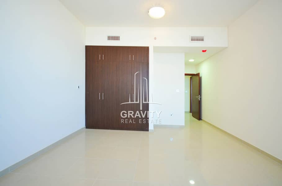 5 Live your Dream 2 BR Apartment! Good For Investment As Well!