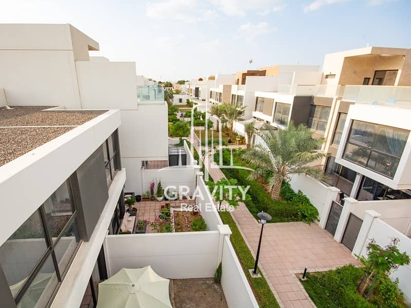 6 High End Living in a Beautiful Community in Faya Bloom Gardens