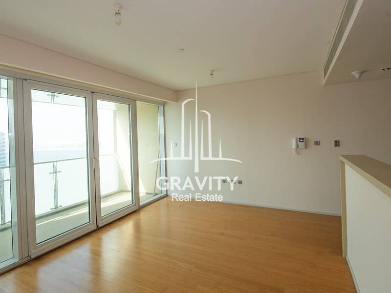 Dazzling 1BR Apartment W/ Nice Sea View